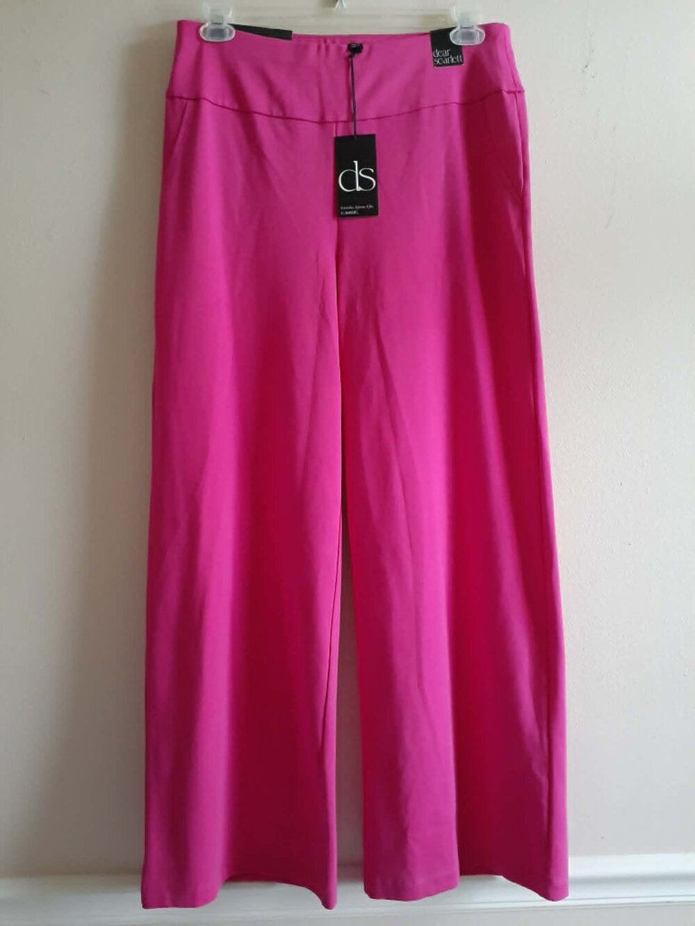 DEAR SCARLETT Women's Solid Straight Leg Magic Pants - Picture 10 of 11